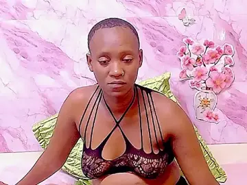 Stripchat Free Live Porn of EbonyOlive69