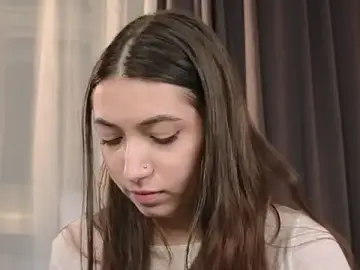 Stripchat Adult Webcam of slow_flower