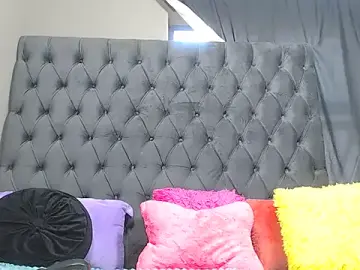 Stripchat Adult Video Chat of LoloQueen5