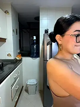 Stripchat Sex Cam of Natha_Fantasy