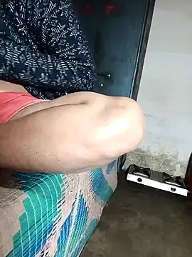 Stripchat Free Live Porn of Hot_bhabhi300