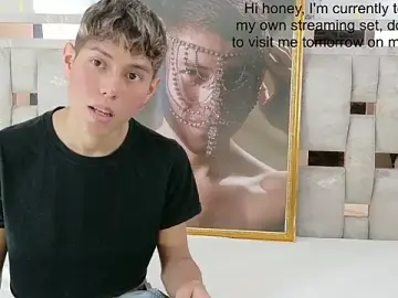 Stripchat Sex Chat of Little_liam