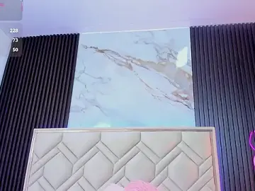 Stripchat Sex Cam of MiaaFarrel