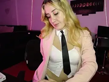 Stripchat Best live sex cam show of Saraa-Smith