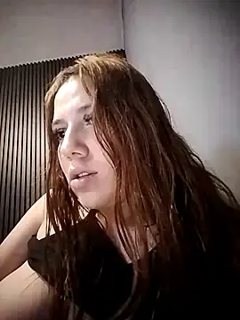 Stripchat Sex Cam of AriNights