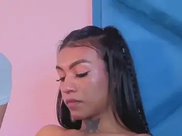 Stripchat Adult Webcam of Kaataleya_horny