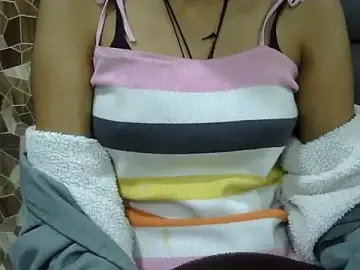 Stripchat Sex Cam of SEXY_PRIYA83