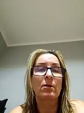 Stripchat Live Sex Cam of Steffi45