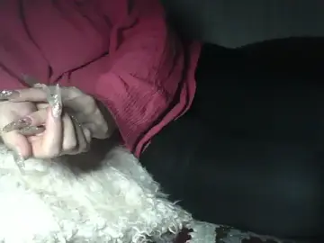 Stripchat Free Live Porn of Alma_Evelynne