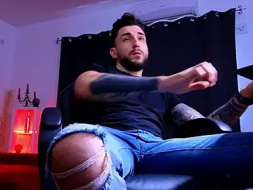 Stripchat Watch Live Sex Cams of MightyAaron66