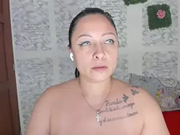 XXXStephanie_XXX from stripchat