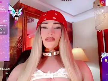 Stripchat Free Live Porn of Daphnne_XXX