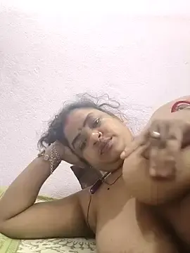 Stripchat Watch Live Sex Cams of Deborbhavi222