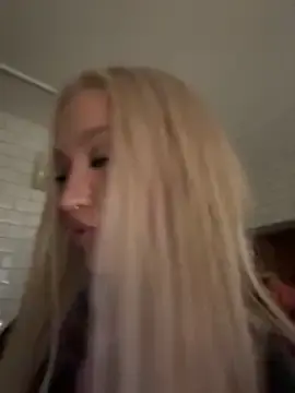 Stripchat Nude Webcam of RollDolls