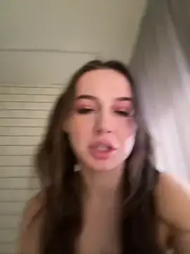 Stripchat Adult Webcam of RollDolls