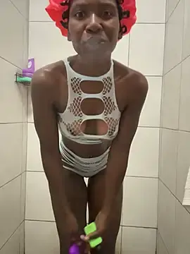 Stripchat Live Porn of INKED_BIRD