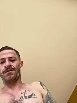 Stripchat Sex Cam of Lucasjandre