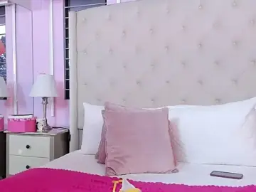 Stripchat Live Porn of scarlett_leblanc_