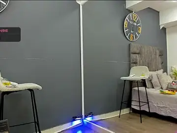 Stripchat Live Sex Cam of emilio_brandon