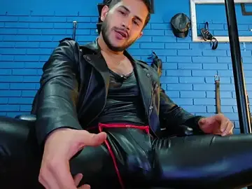 Stripchat Nude Webcam of TheIan26