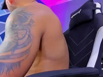 Stripchat Adult Webcams of alex_oficial