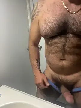 Stripchat Nude Webcam of wolfbucker