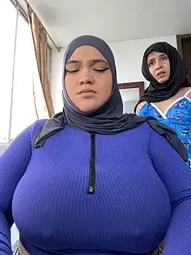 Stripchat Free Live Porn of sweetmuslim01