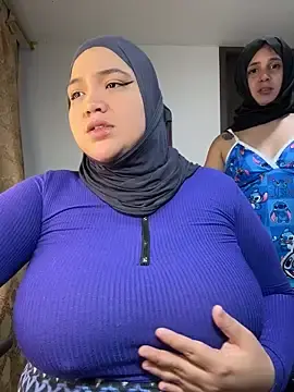 Stripchat Free Porn Cam of sweetmuslim01