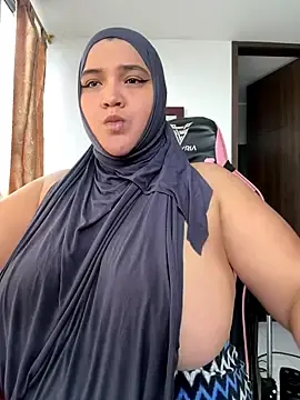 Stripchat Watch Live Sex Cams of sweetmuslim01