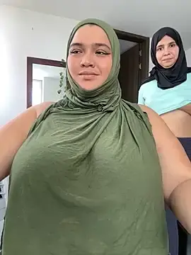 Stripchat Free Porn Cam of sweetmuslim01