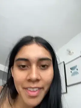 Stripchat Live Sex Cam of Miia_moonn