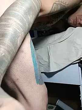 Stripchat Sex Chat of eroos_twink