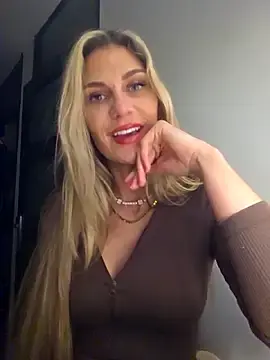 Stripchat Watch Live Sex Cams of Melody1600