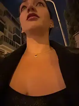 Stripchat Adult Video Chat of Ninabigtitied