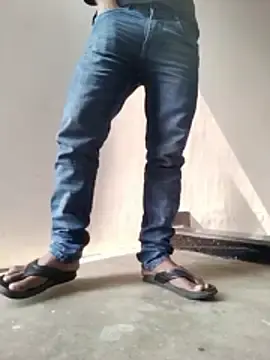 Stripchat Watch Live Sex Cams of YourTarzan