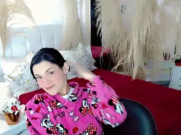 Stripchat Live Sex Cam of nathalialoes1