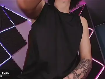 Stripchat Adult Webcam of bigryann23