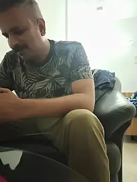 Stripchat Free Live Porn of vardh033