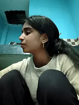 Stripchat Live Sex Cam of Hot-Soniya2