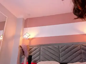 Stripchat Live Sex Cam of molly_zanderbond_