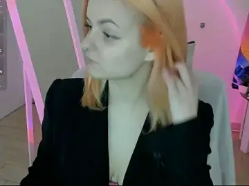 Fire_Bestie from stripchat