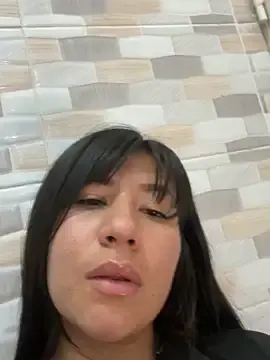 Stripchat Nude Webcam of kim_monti