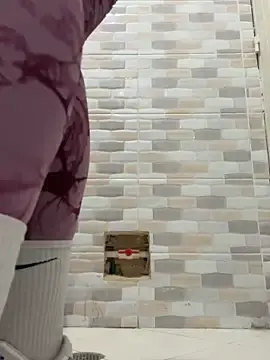 Stripchat Watch Live Sex Cams of kim_monti