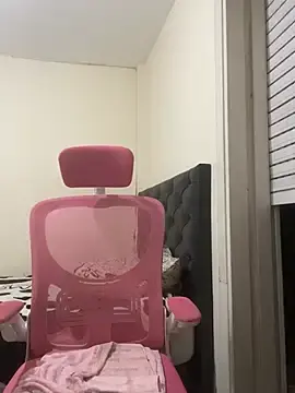 Bombon_ok from stripchat