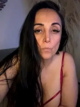 Stripchat Live Porn of hotadhara01