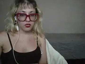 Stripchat Live Porn of BlondieTami