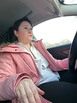 Stripchat Nude Webcam of ZhenjaPoledance