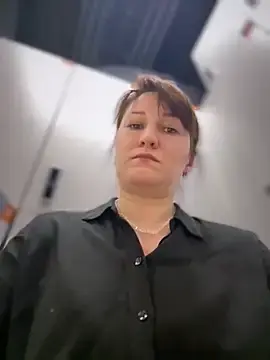 Stripchat Adult Video Chat of ZhenjaPoledance