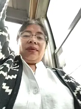 Stripchat Best live sex cam show of __valentina18