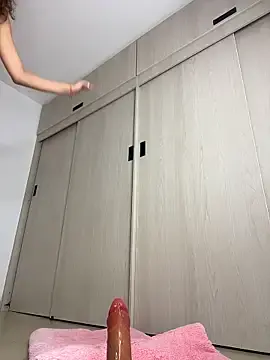 Stripchat Free Live Porn of uniquerossie